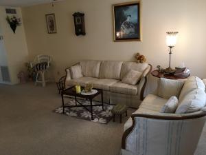 VISTA GARDENS F/K/A VISTA ROYALE GARDENS - Residential