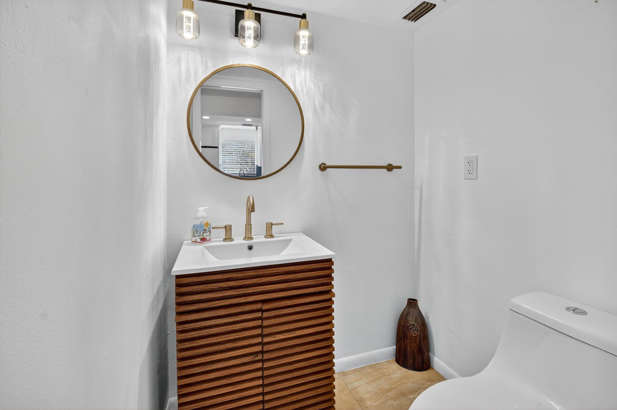 BOCA TEECA CONDO 10 - Residential