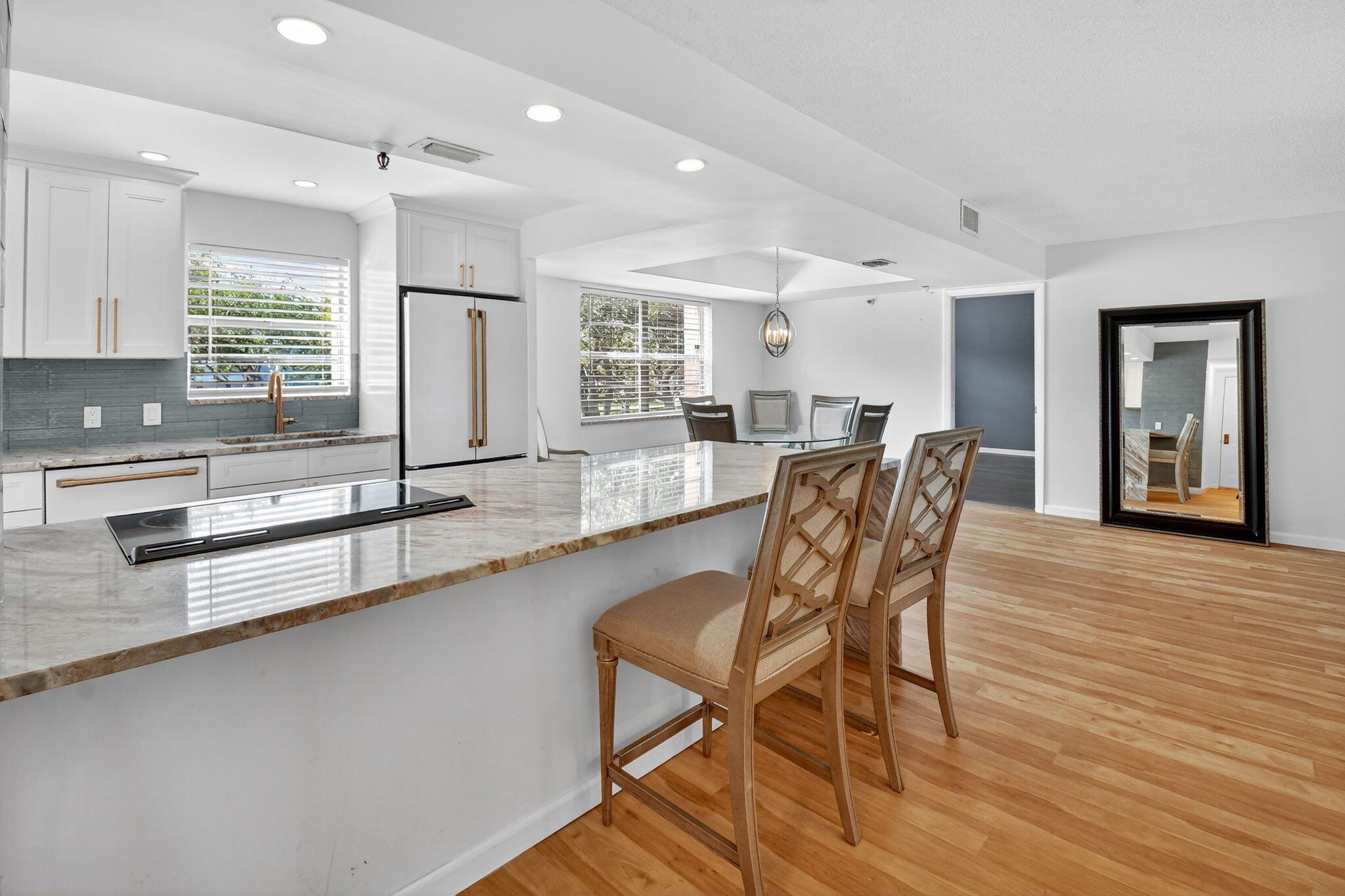 BOCA TEECA CONDO 10 - Residential