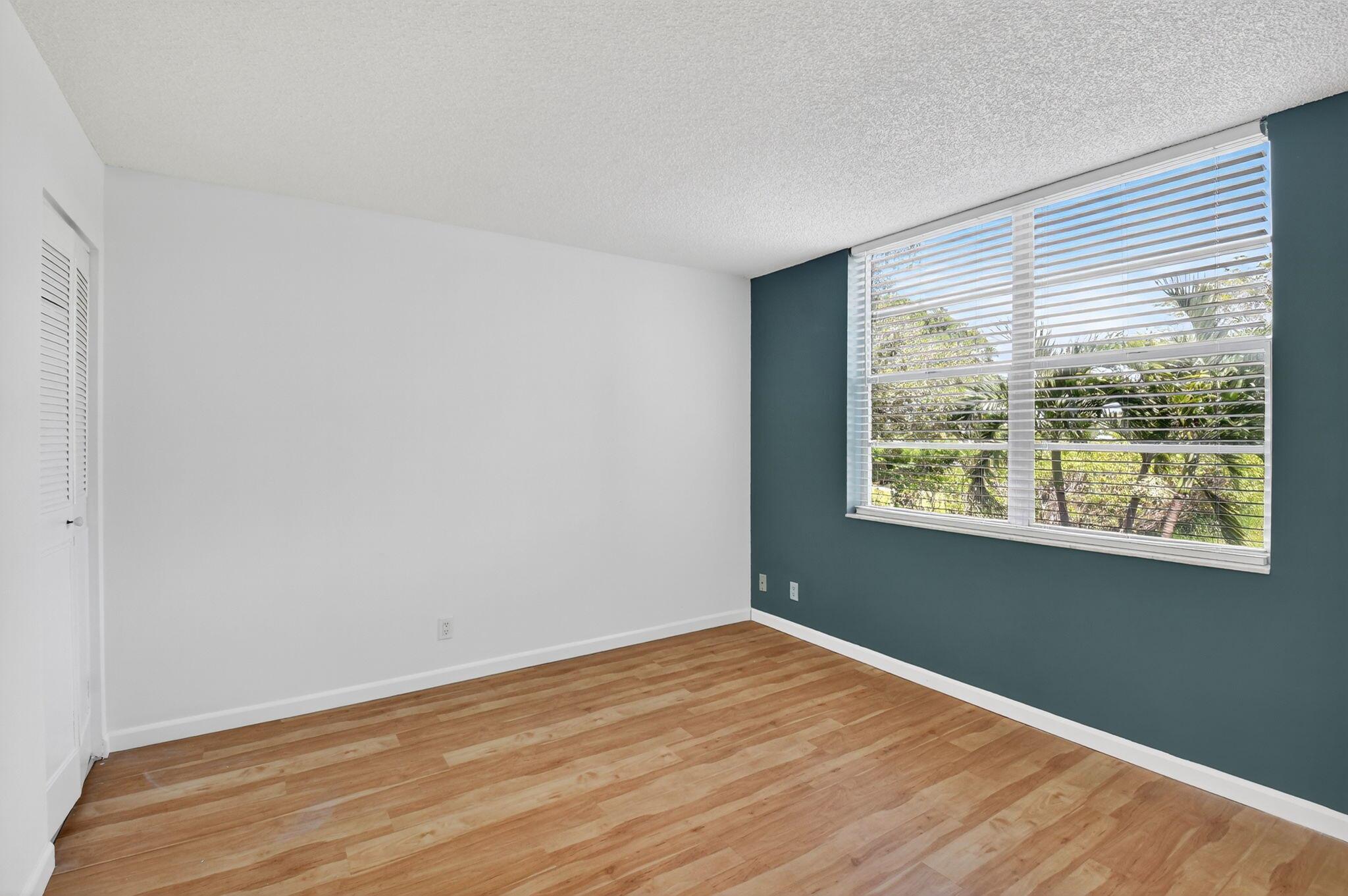 BOCA TEECA CONDO 10 - Residential