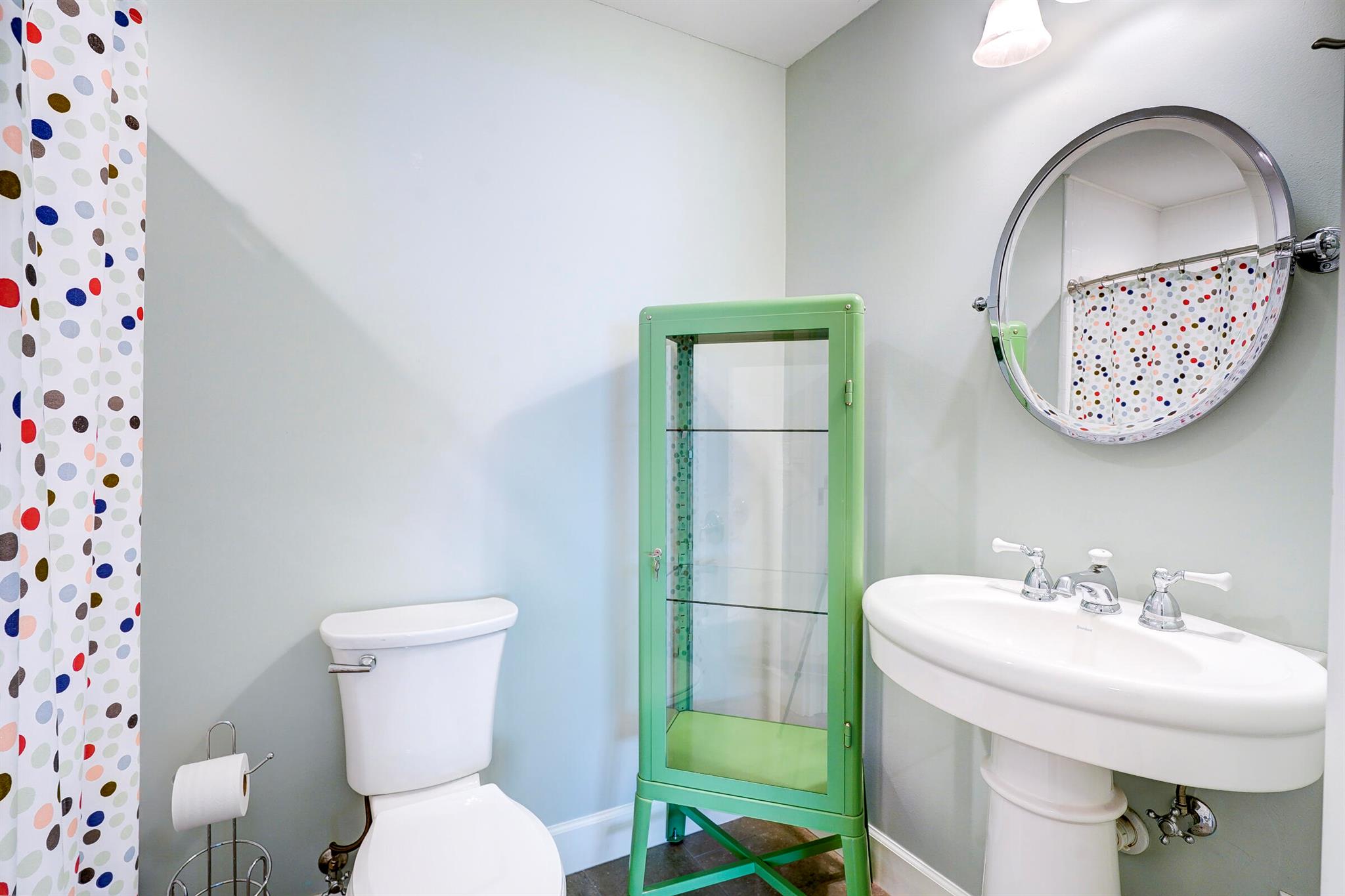 HIGH POINT WEST CONDO 2 - Residential