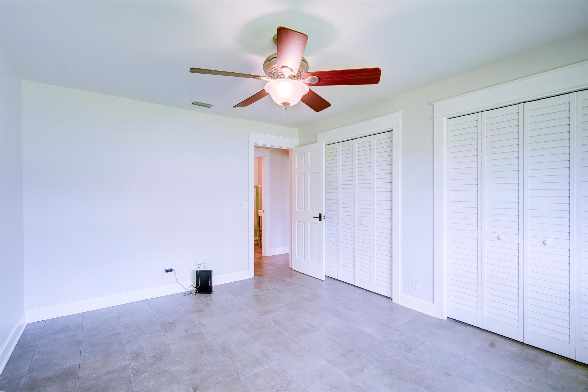 HIGH POINT WEST CONDO 2 - Residential