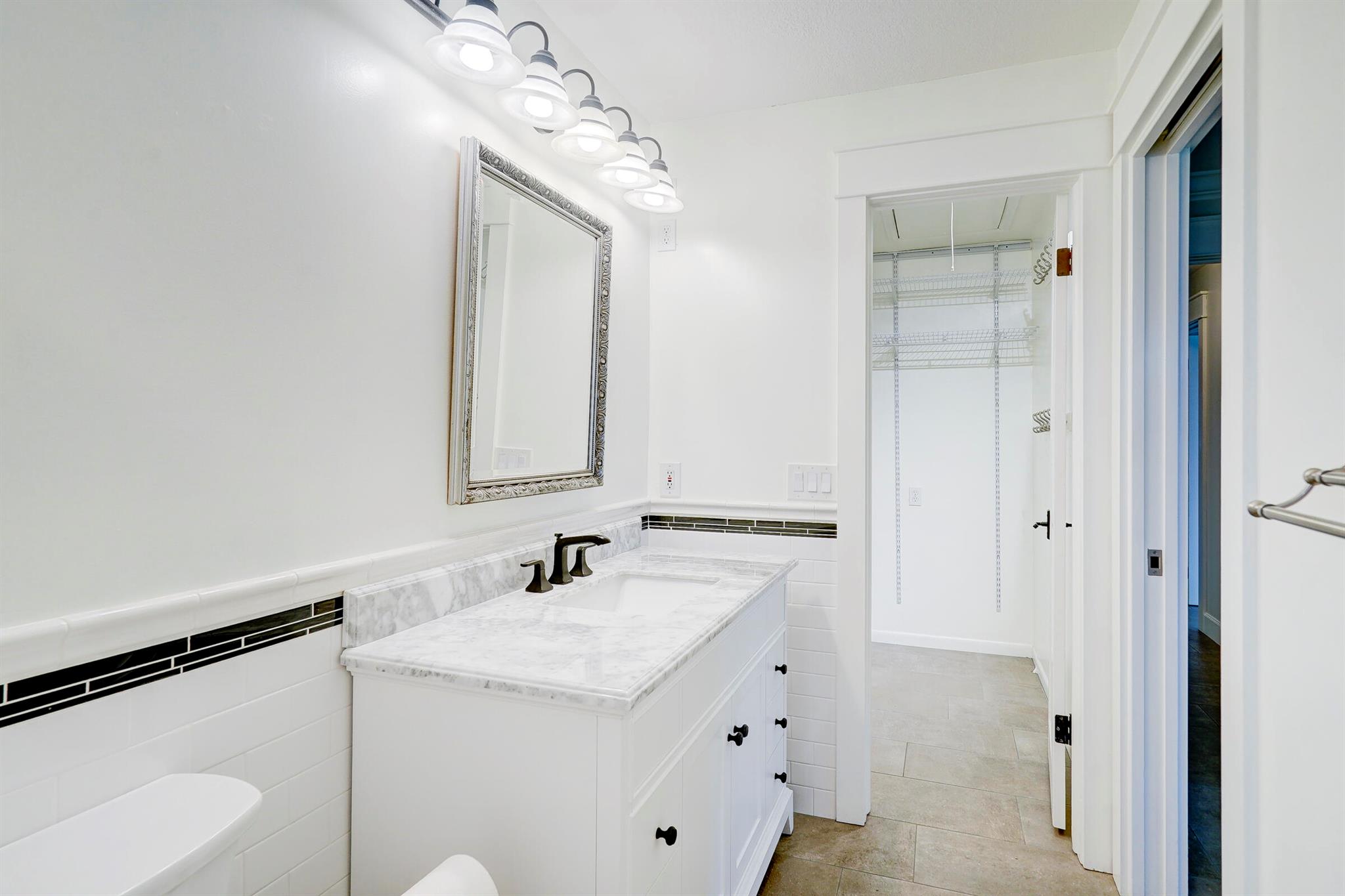 HIGH POINT WEST CONDO 2 - Residential