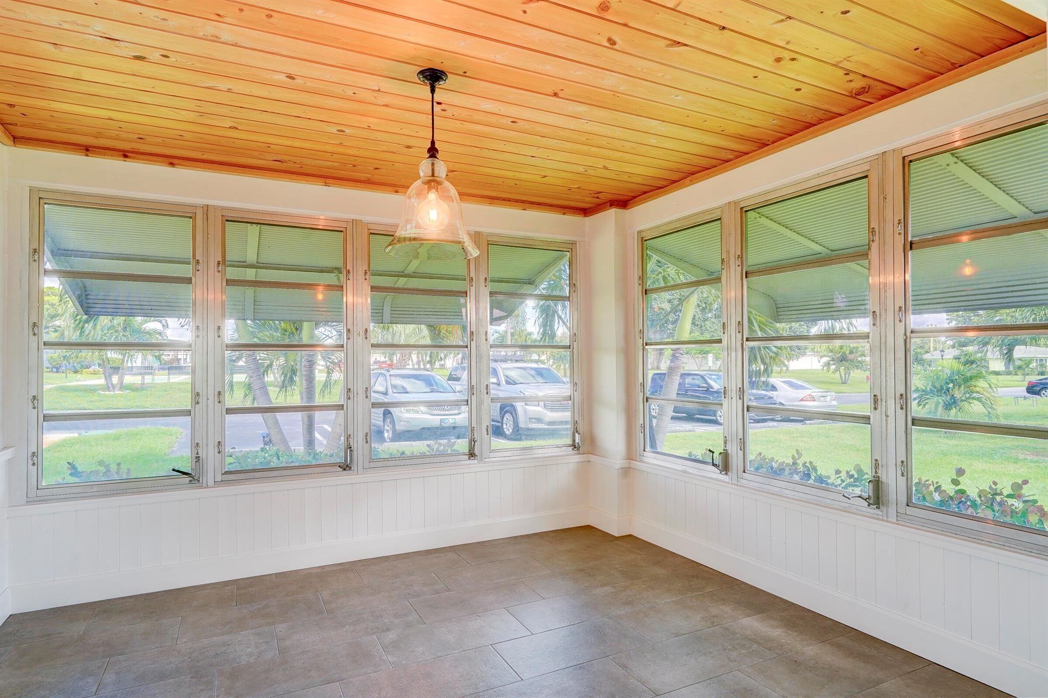 HIGH POINT WEST CONDO 2 - Residential