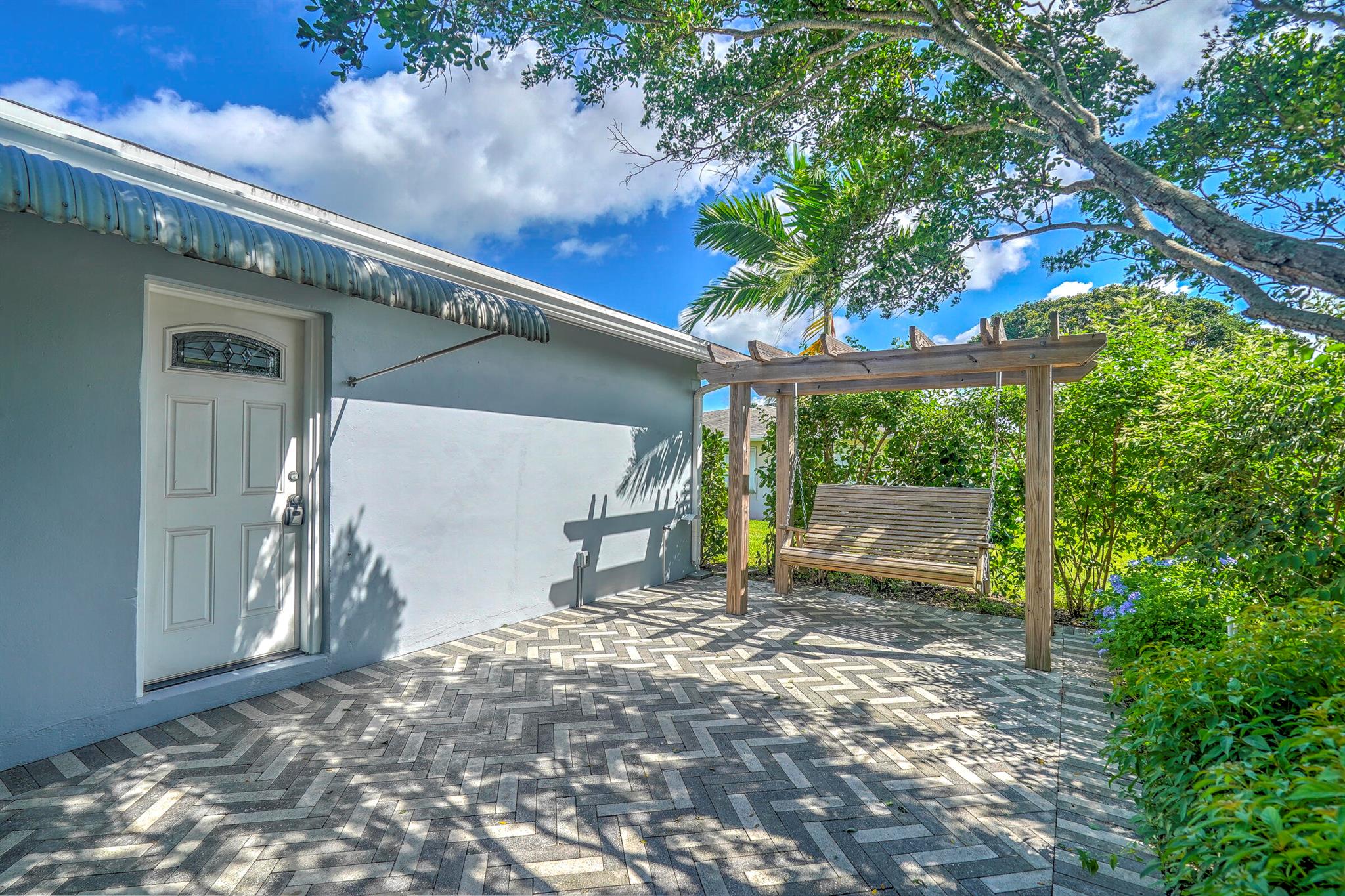 HIGH POINT WEST CONDO 2 - Residential