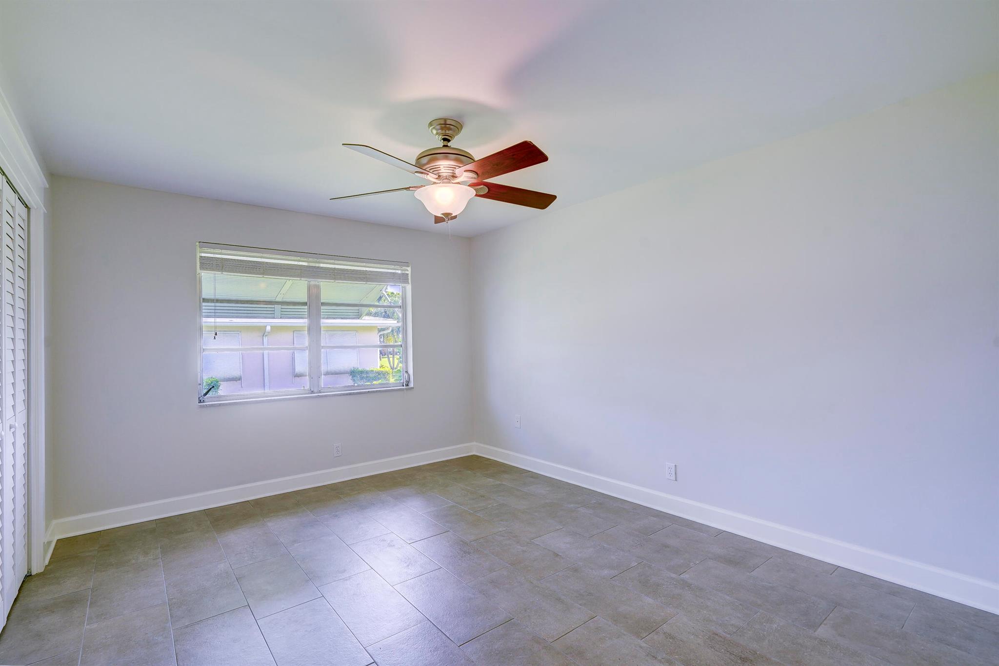 HIGH POINT WEST CONDO 2 - Residential