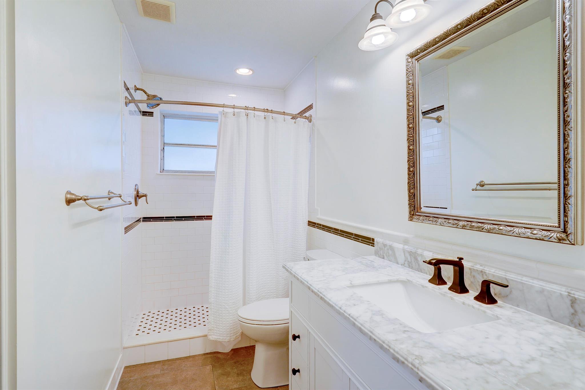 HIGH POINT WEST CONDO 2 - Residential