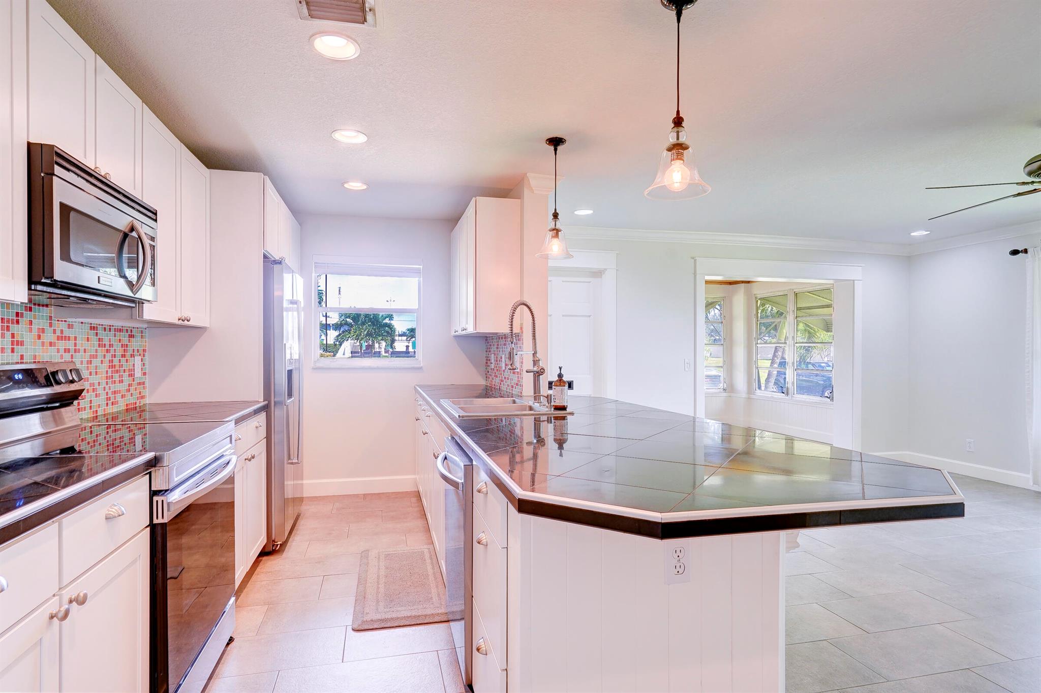 HIGH POINT WEST CONDO 2 - Residential