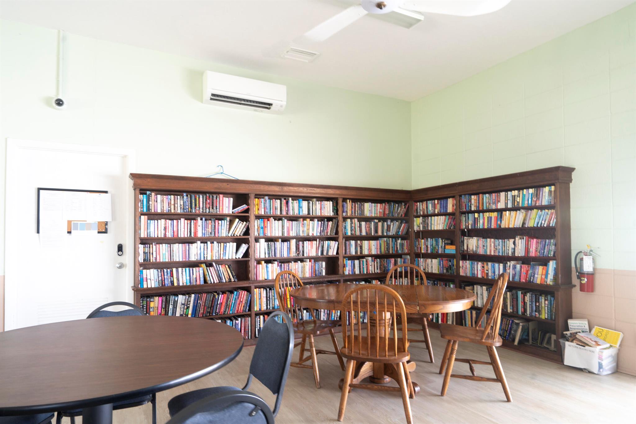 HIGH POINT WEST CONDO 2 - Residential