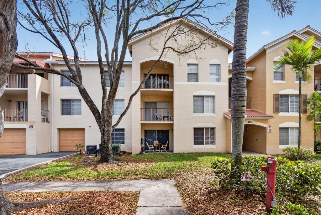 Photo of 4211 San Marino Boulevard #105, West Palm Beach, FL 33409 (MLS # B26016721)