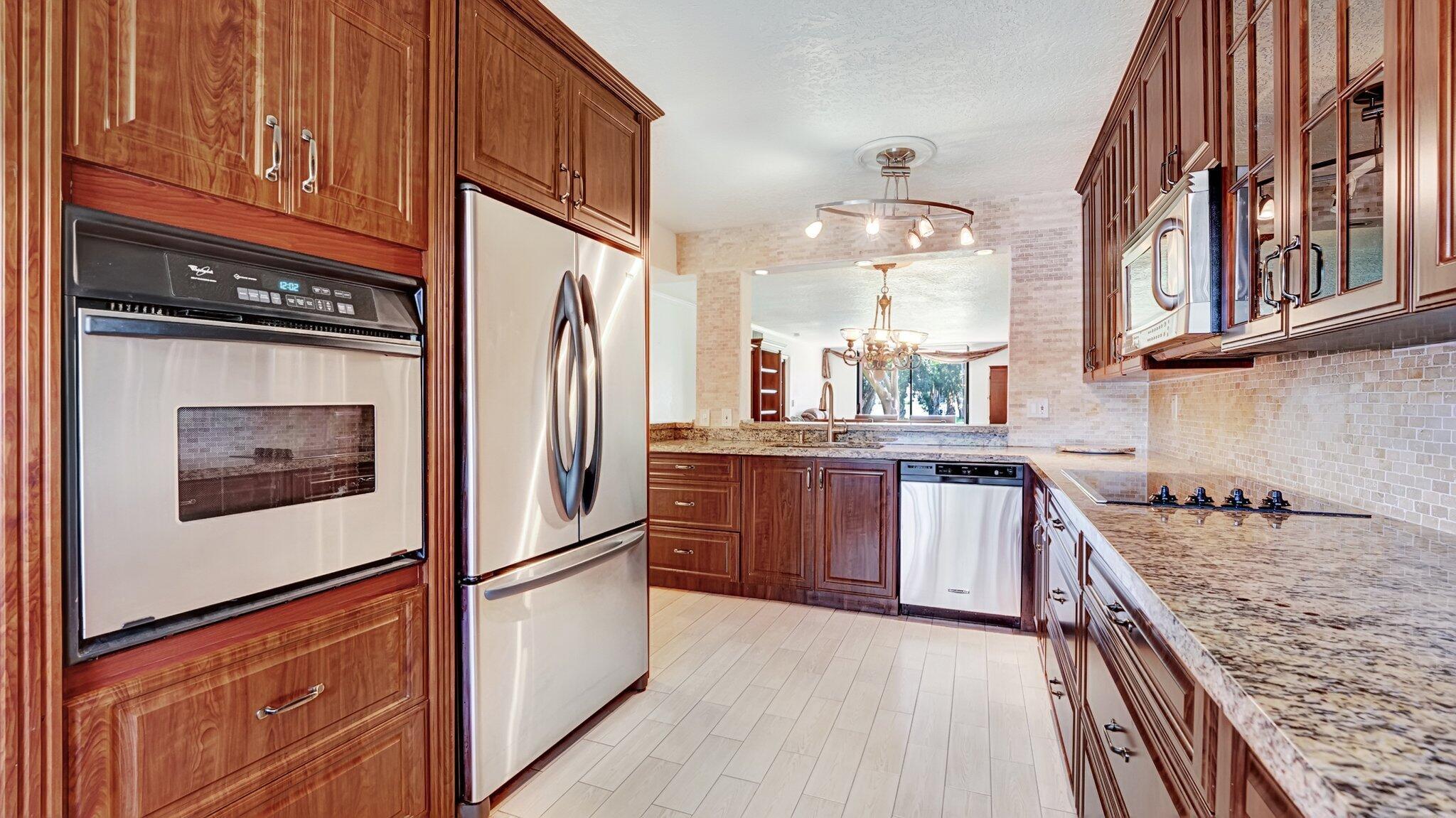 15075 Witney Road 108