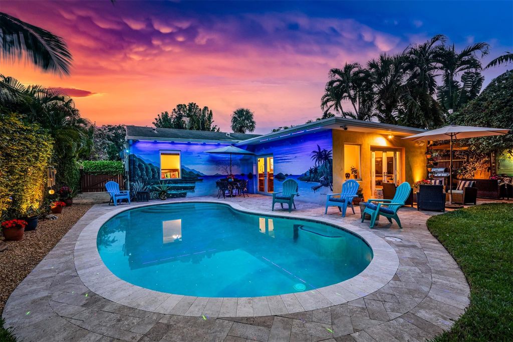 Photo of 929 SW 18th Street, Fort Lauderdale, FL 33315 (MLS # F10415934)