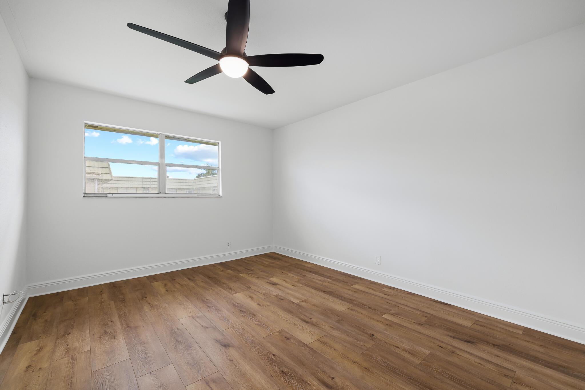 KINGS POINT MONACO CONDOS - Residential