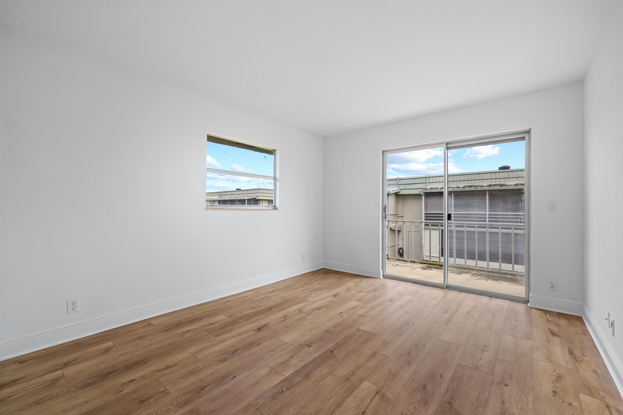 KINGS POINT MONACO CONDOS - Residential