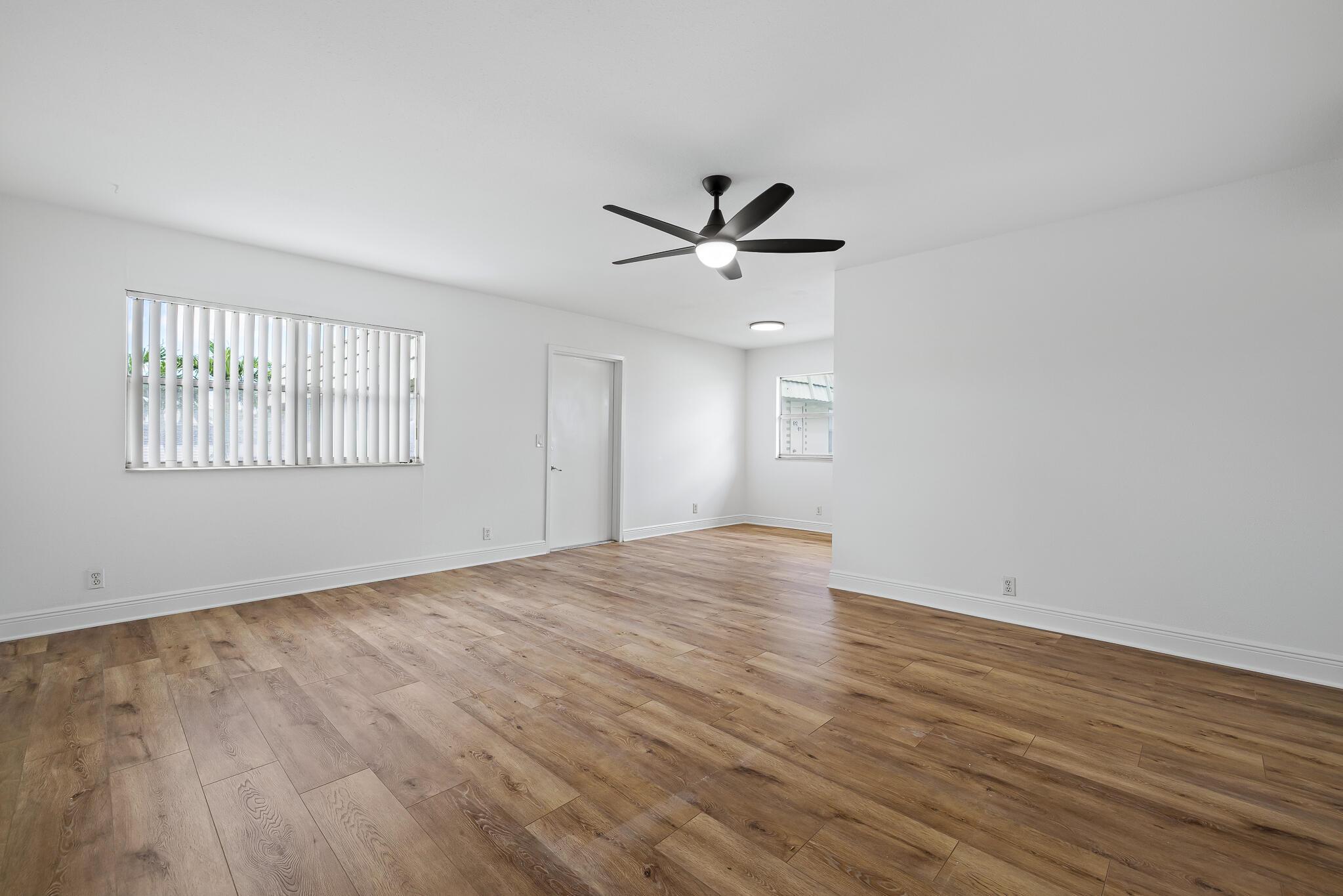 KINGS POINT MONACO CONDOS - Residential