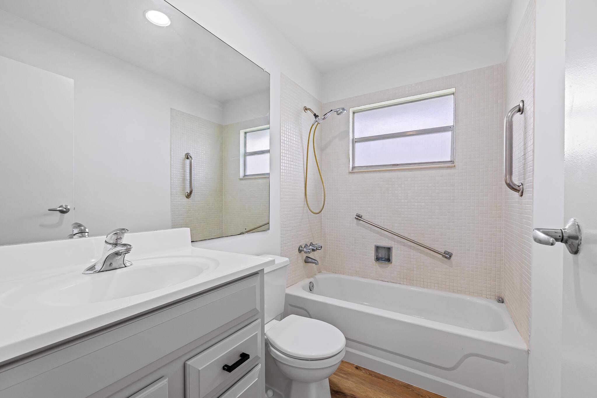 KINGS POINT MONACO CONDOS - Residential