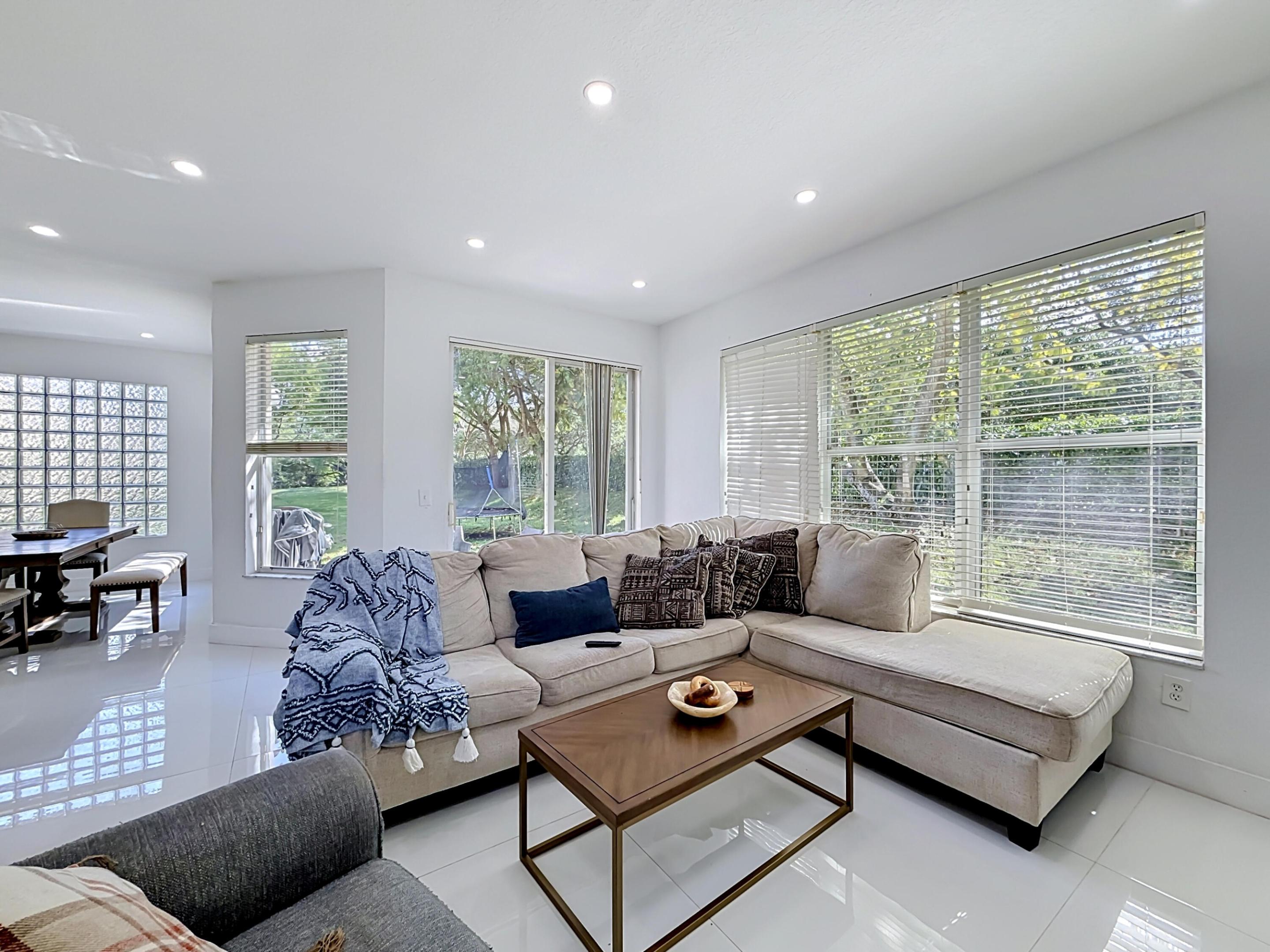 NORTH 29 ASSOC - Residential