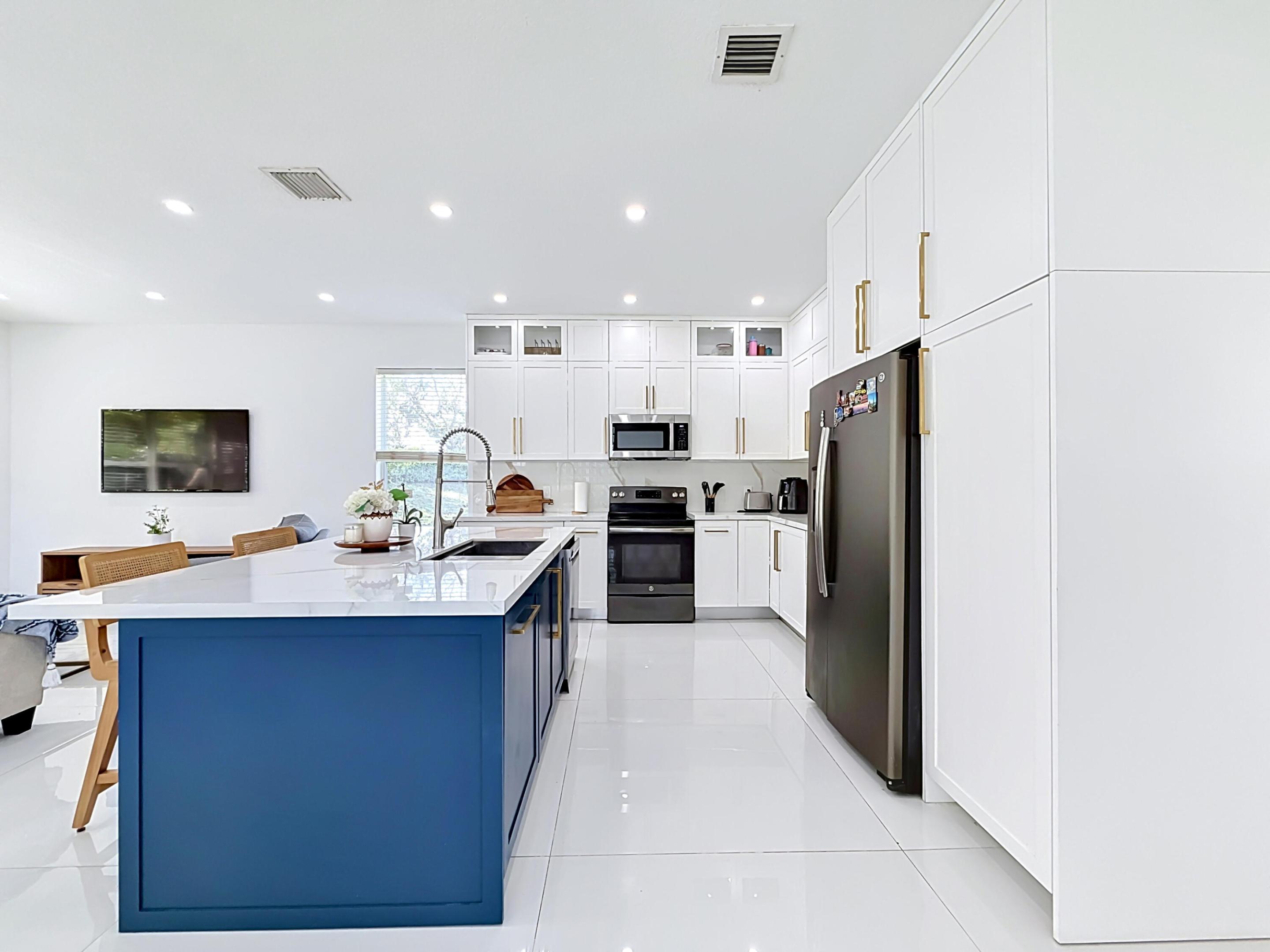 NORTH 29 ASSOC - Residential