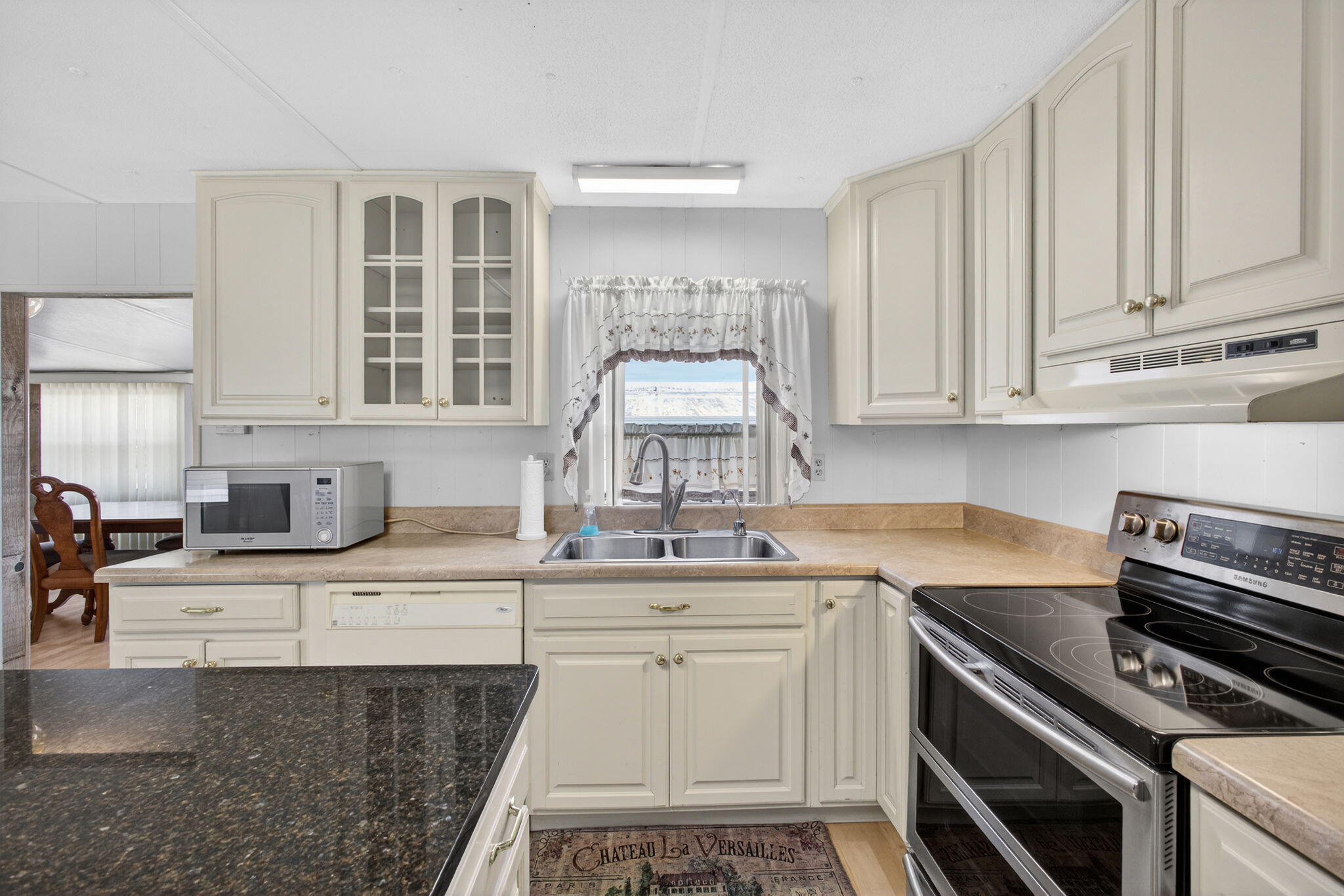 RIDGEWAY - Residential