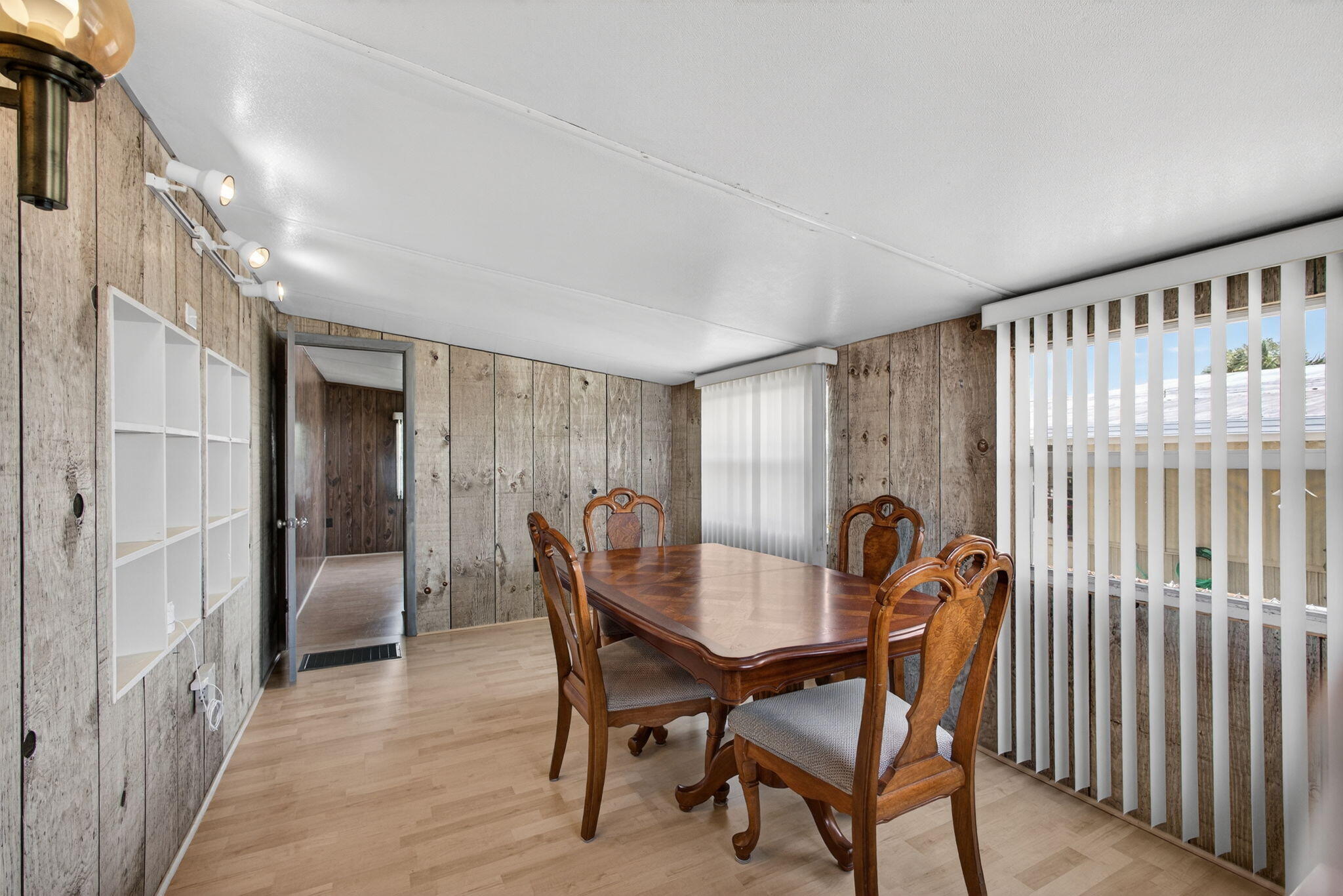 RIDGEWAY - Residential