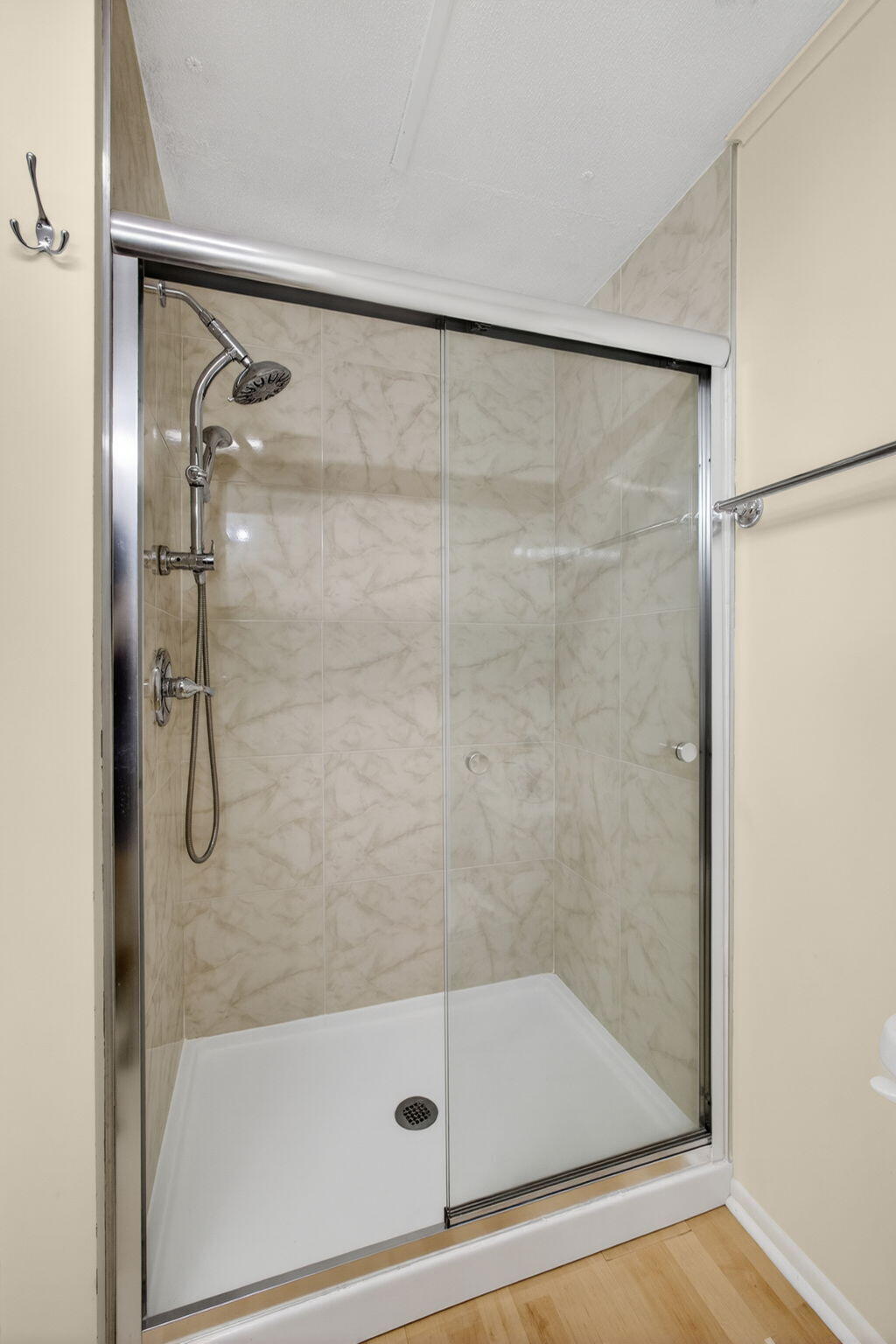 RIDGEWAY - Residential