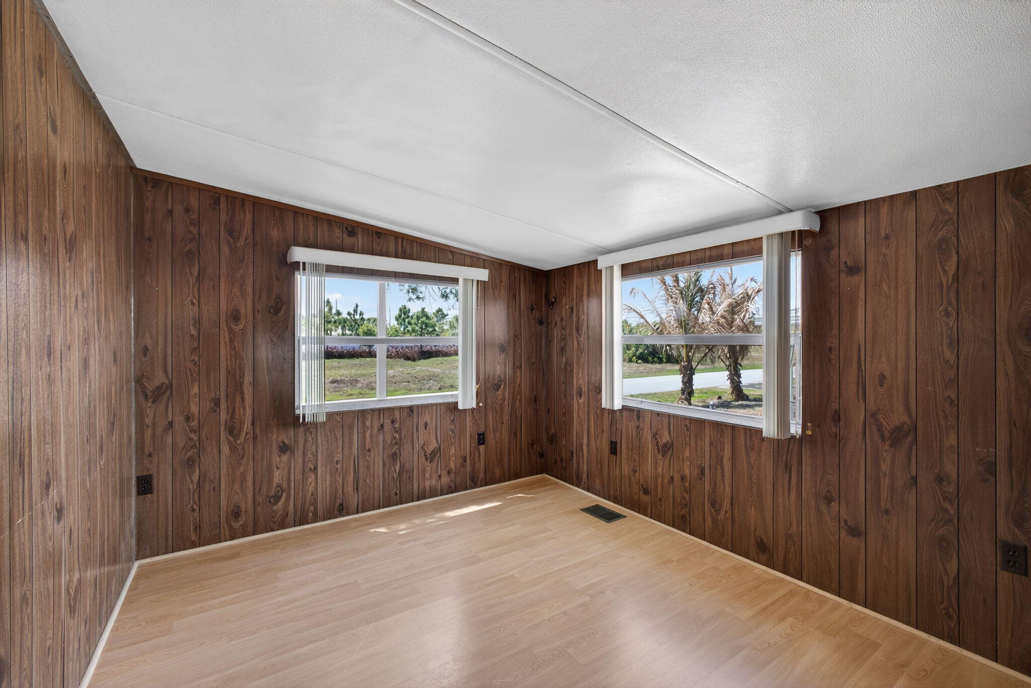 RIDGEWAY - Residential