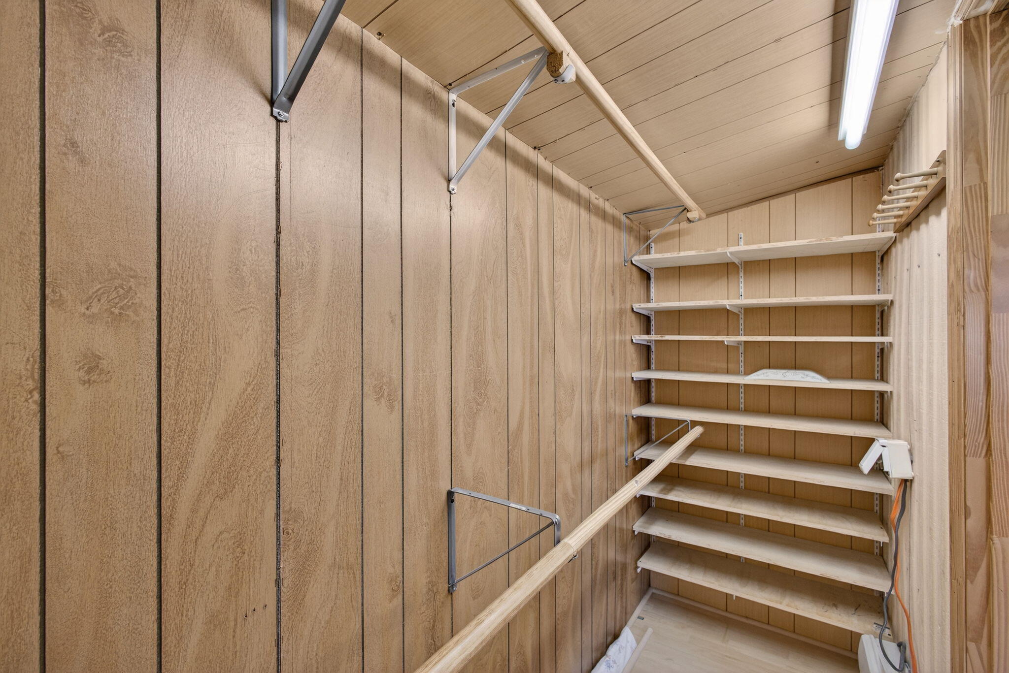 RIDGEWAY - Residential