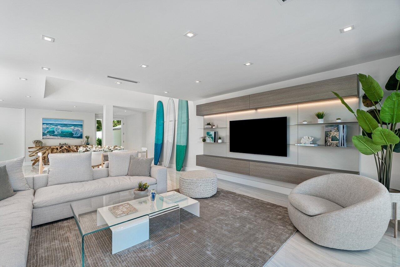 BOCA MARINA - Residential Lease