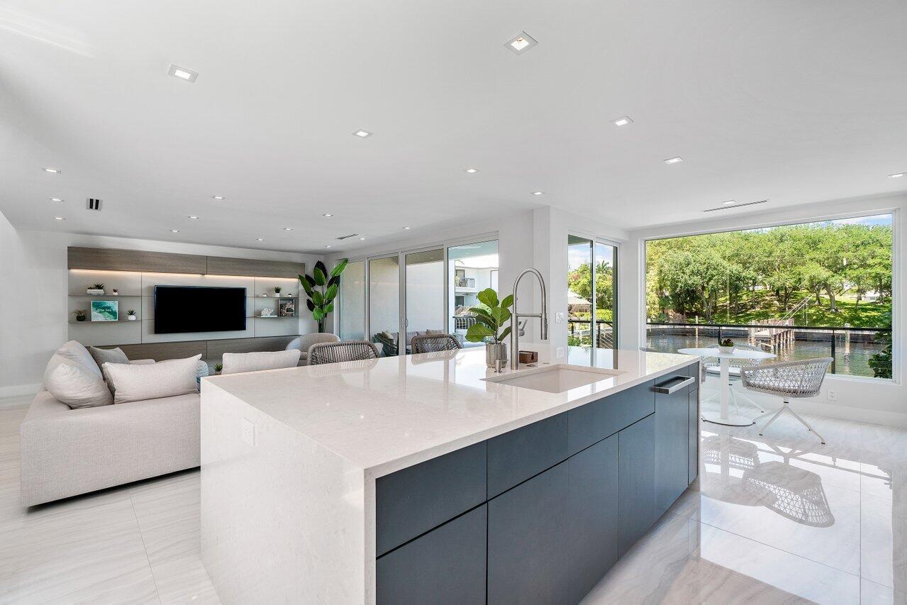BOCA MARINA - Residential Lease