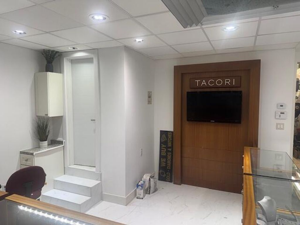 Photo of 921 NE 20th Avenue, Fort Lauderdale, FL 33304 (MLS # R11145898)