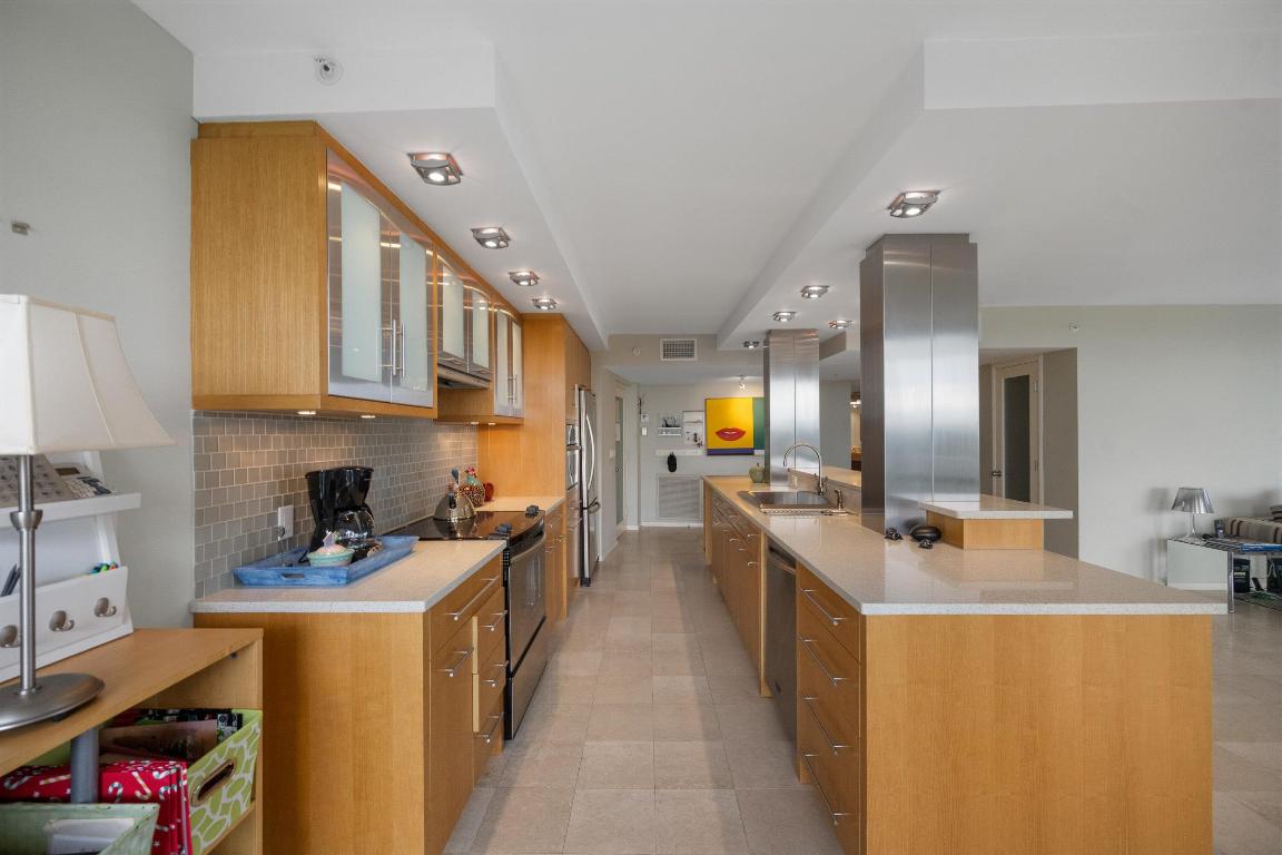 3360 S Ocean Boulevard 3 G I