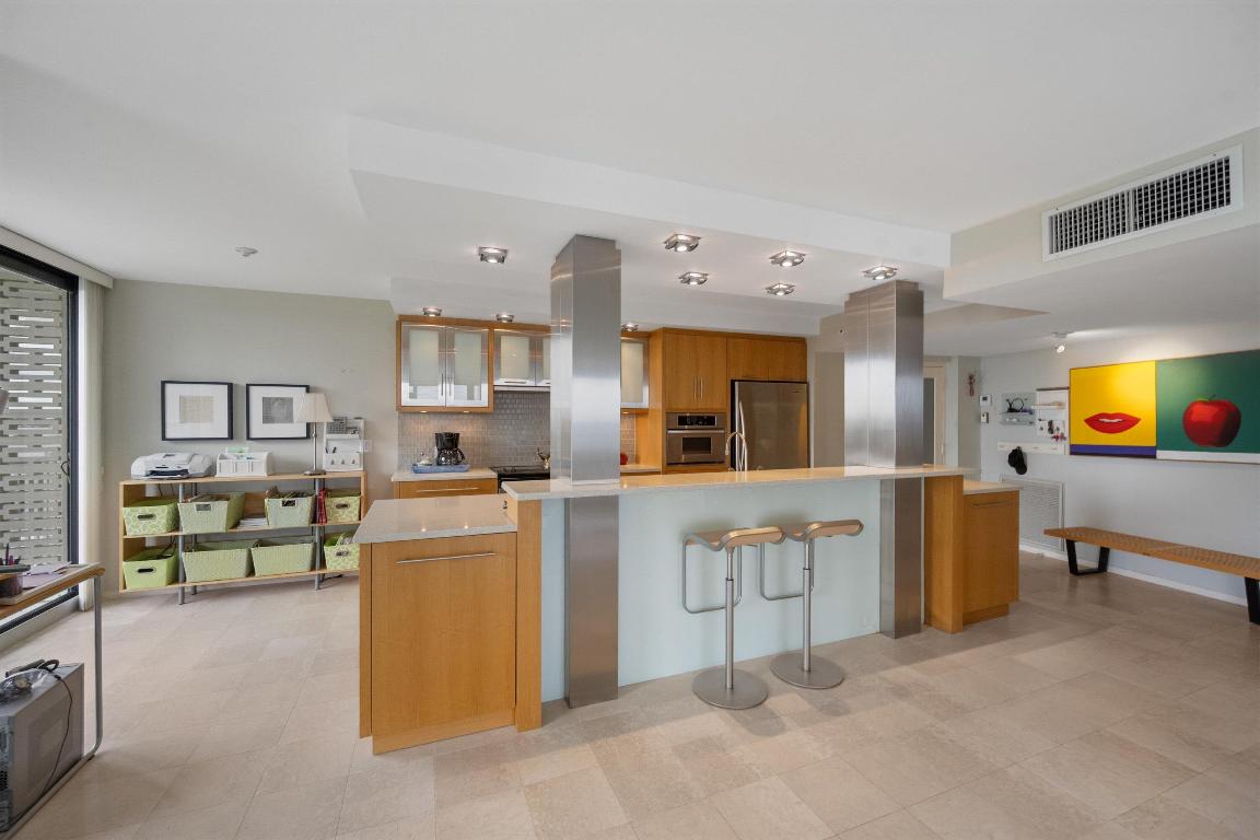 3360 S Ocean Boulevard 3 G I