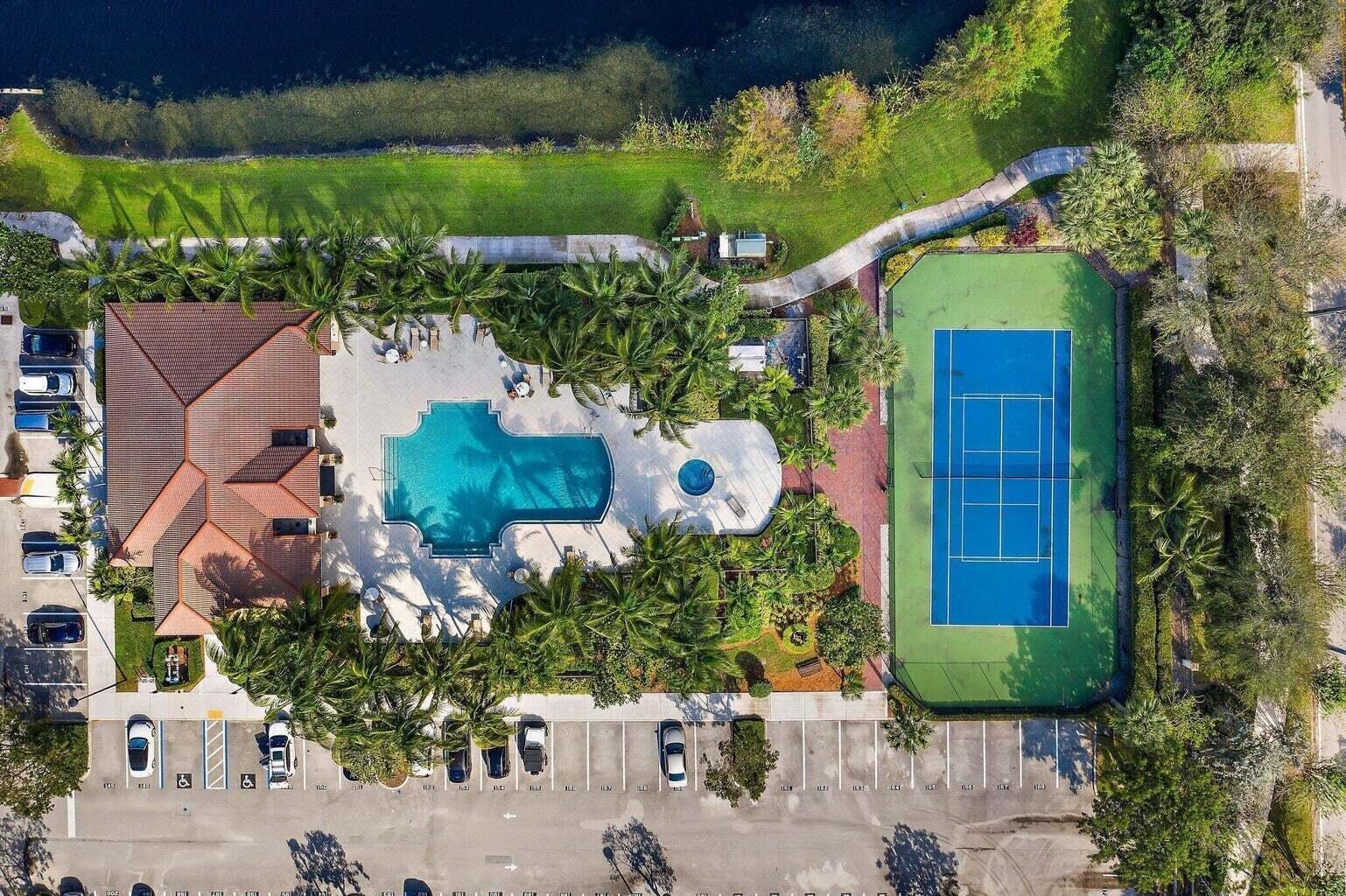 FABULOUS 1 BEDROOM 1 BATHROOM WITH GREAT COURTYARD VIEWS, HURRICANE IMPACT WINDOWS, GRANITE COUNTERTOPS, STAINLESS STEEL APPLIANCES, CROWN MOLDING, FULL SIZE WASHER AND DRYER IN A GATED COMMUNITY IN THE HEART OF PALM BEACH GARDENS. THE COMMUNITY OFFERS A RESORT STYLE HEATED POOL AND SPA, TENNIS COURT, PICKLEBALL, FITNESS CENTER, BUSINESS CENTER, CLUBHOUSE WITH MANAGER ON SITE. MIDTOWN IS A STONES THROW TO UPSCALE SHOPPING, DINING, GROCER, I95, TURNPIKE AND MANY MORE CONVENIENCES. THE BEAUTIFUL BEACHES ARE A 10 MINUTE DRIVE AND 20 MINUTE DRIVE TO PALM BEACH INTERNATIONAL AIRPORT. PETS WILL BE CONSIDERED ON A CASE TO CASE BASIS WITH A $500 NON REFUNDABLE DEPOSIT. NO SMOKING. THIS IS AN UNFURNISHED YEARLY RENTAL ONLY.