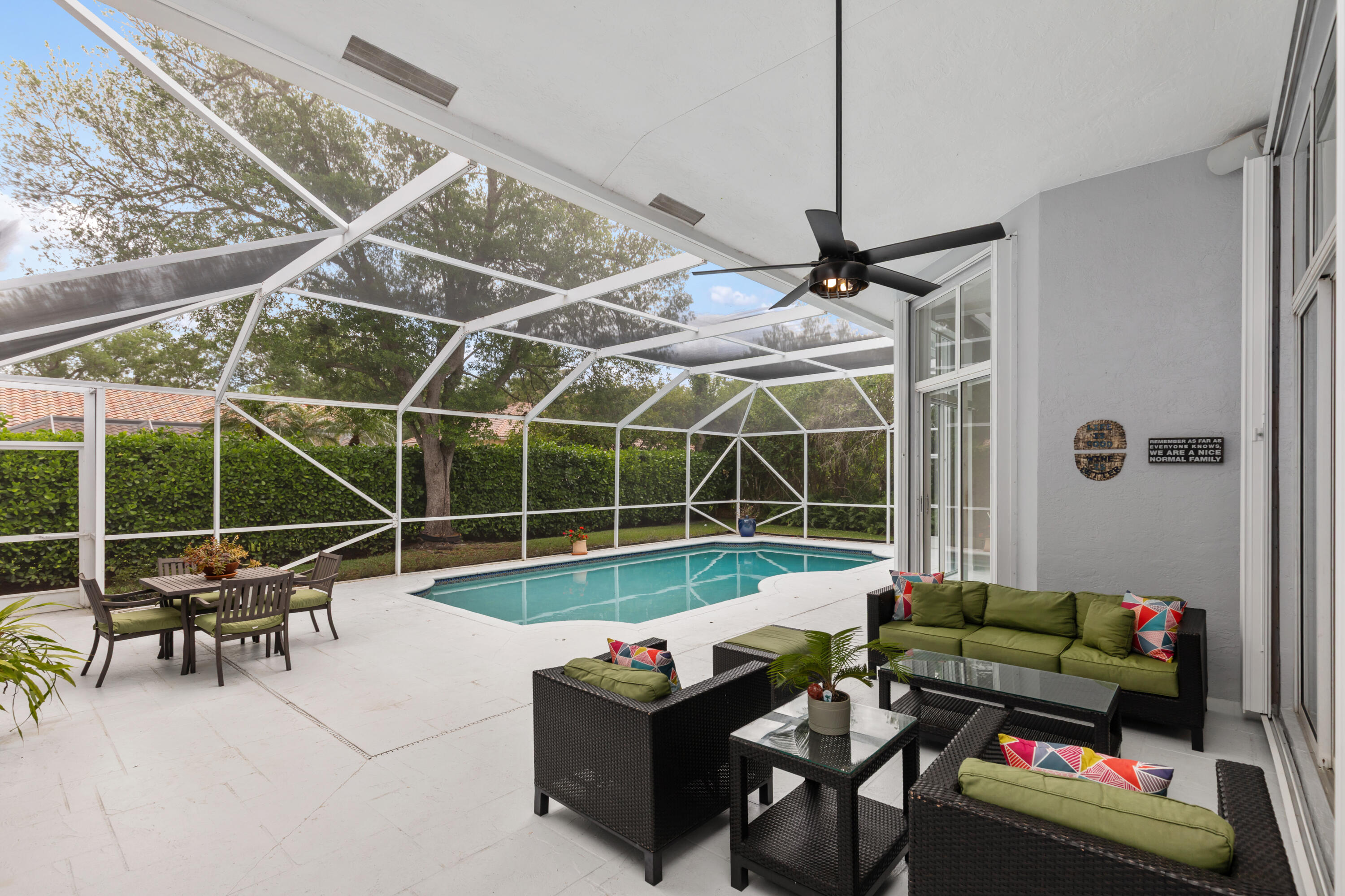 LANDINGS OF PARKLAND - Residential