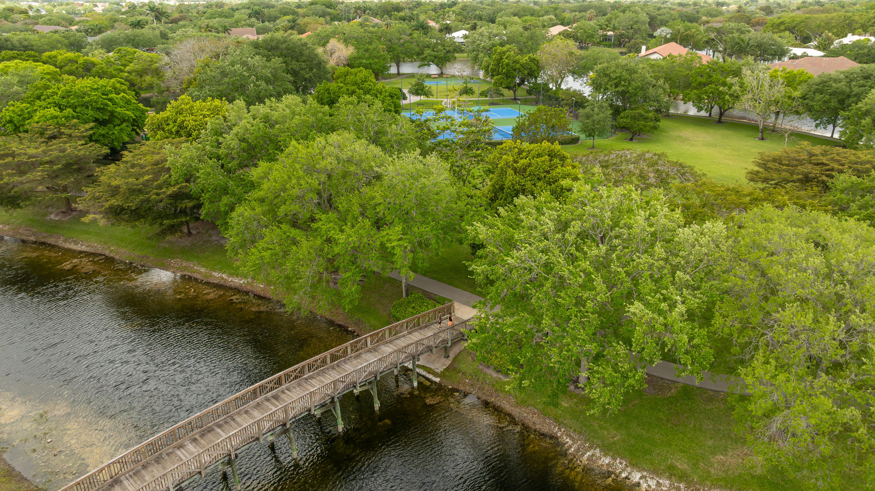 LANDINGS OF PARKLAND - Residential