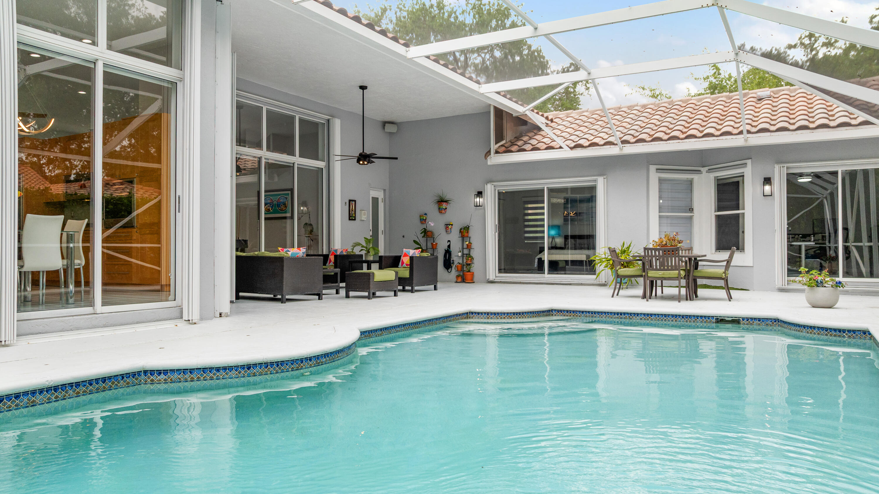 LANDINGS OF PARKLAND - Residential