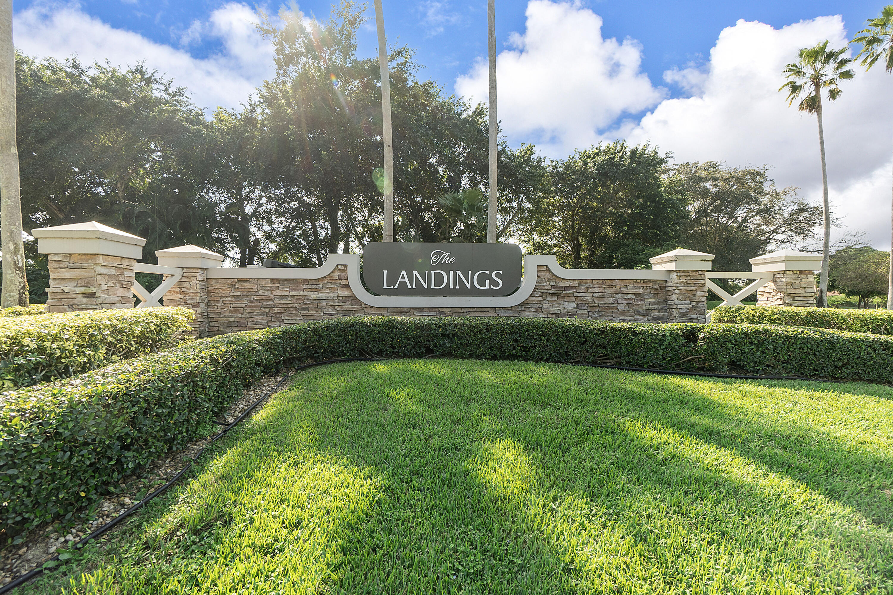 LANDINGS OF PARKLAND - Residential
