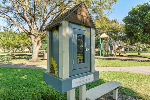 Tiny photo for 6040 NW 96th Way, Parkland, FL 33076 (MLS # B26011115)