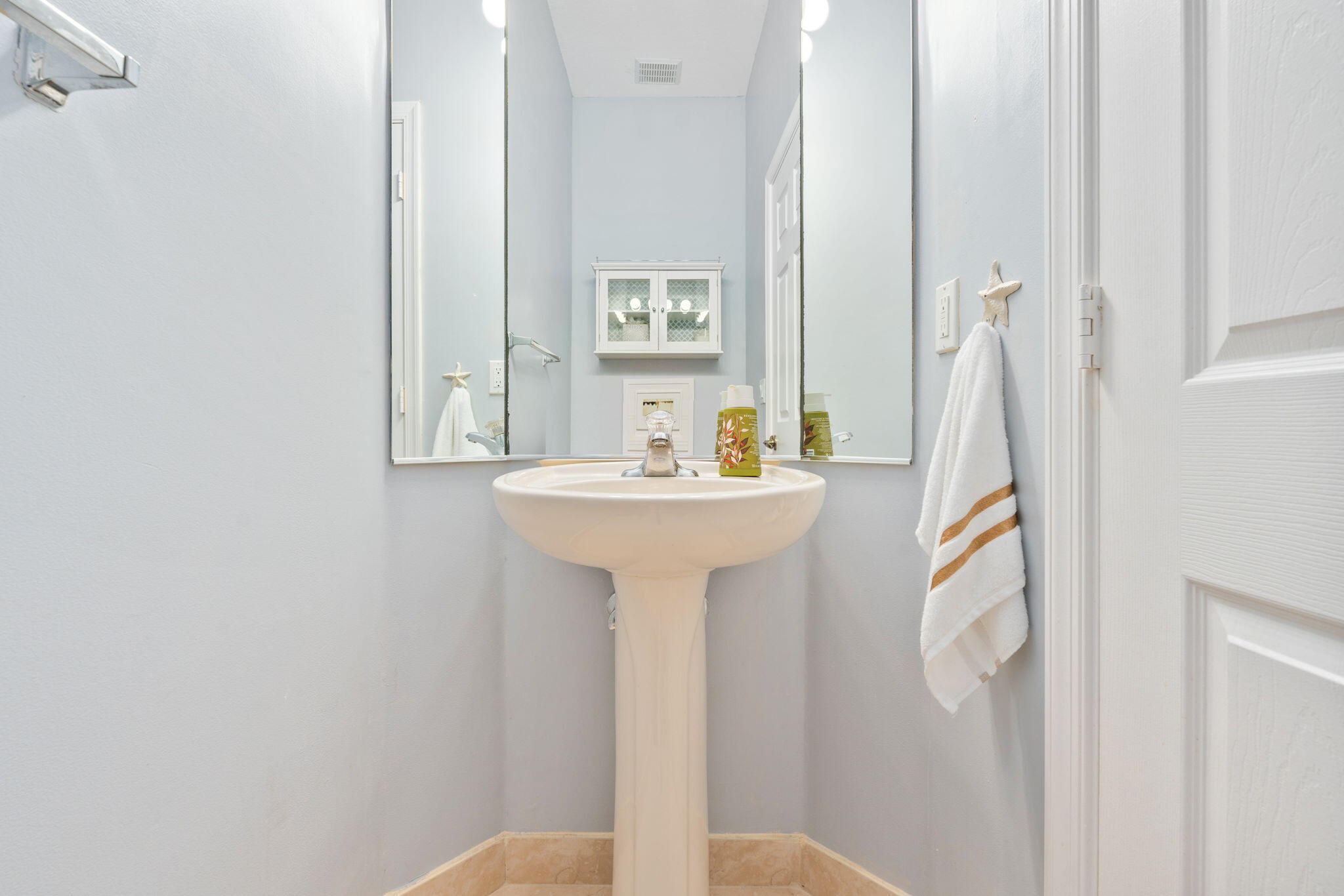 MARINER BAY - Residential Lease