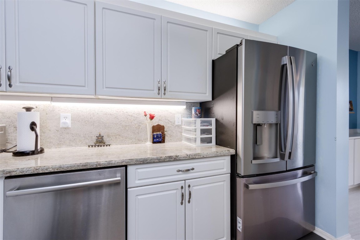 9539 W Weldon Circle F-201