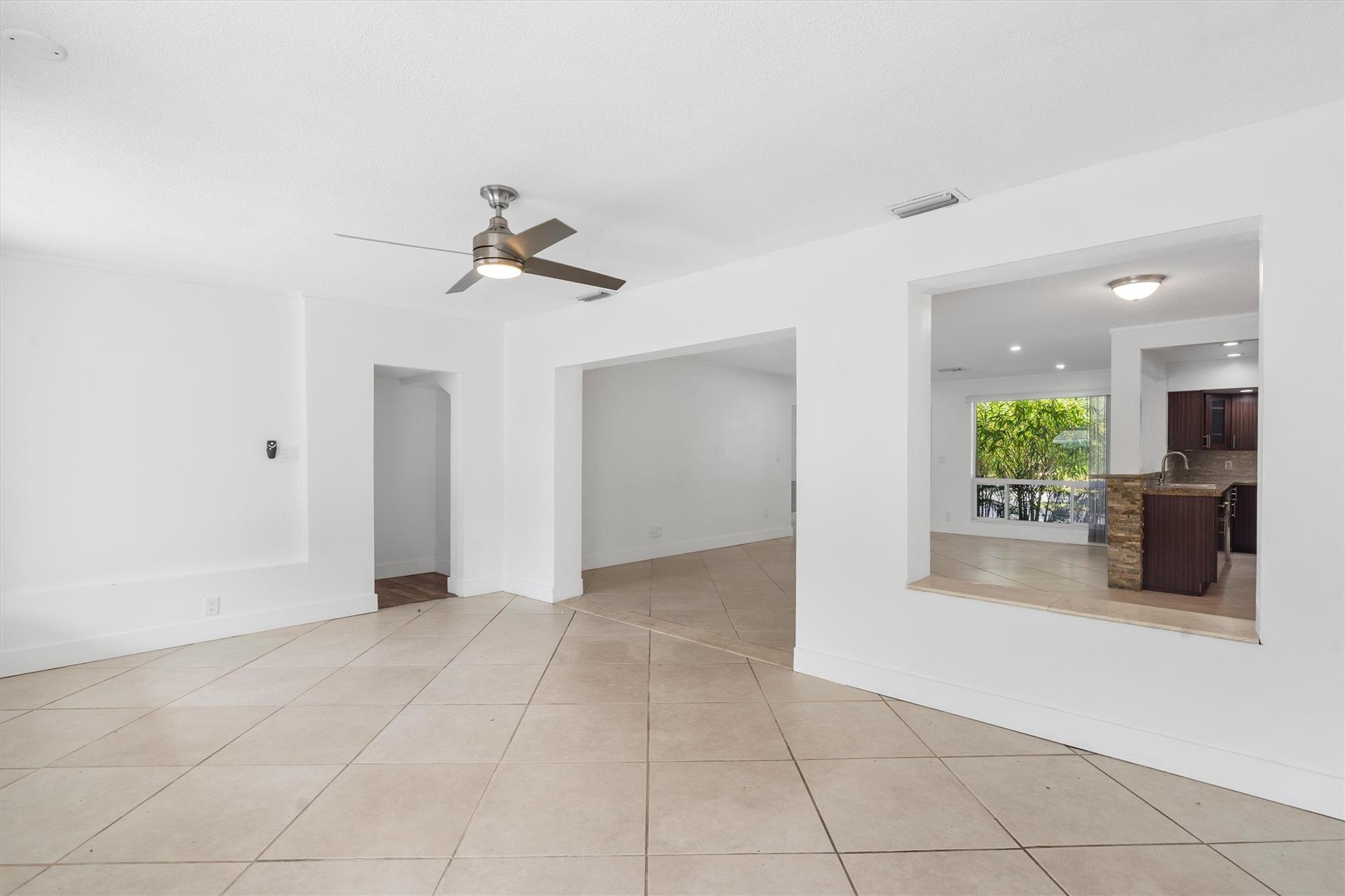 Coral Heights Sec 2 45-8 - Residential Lease