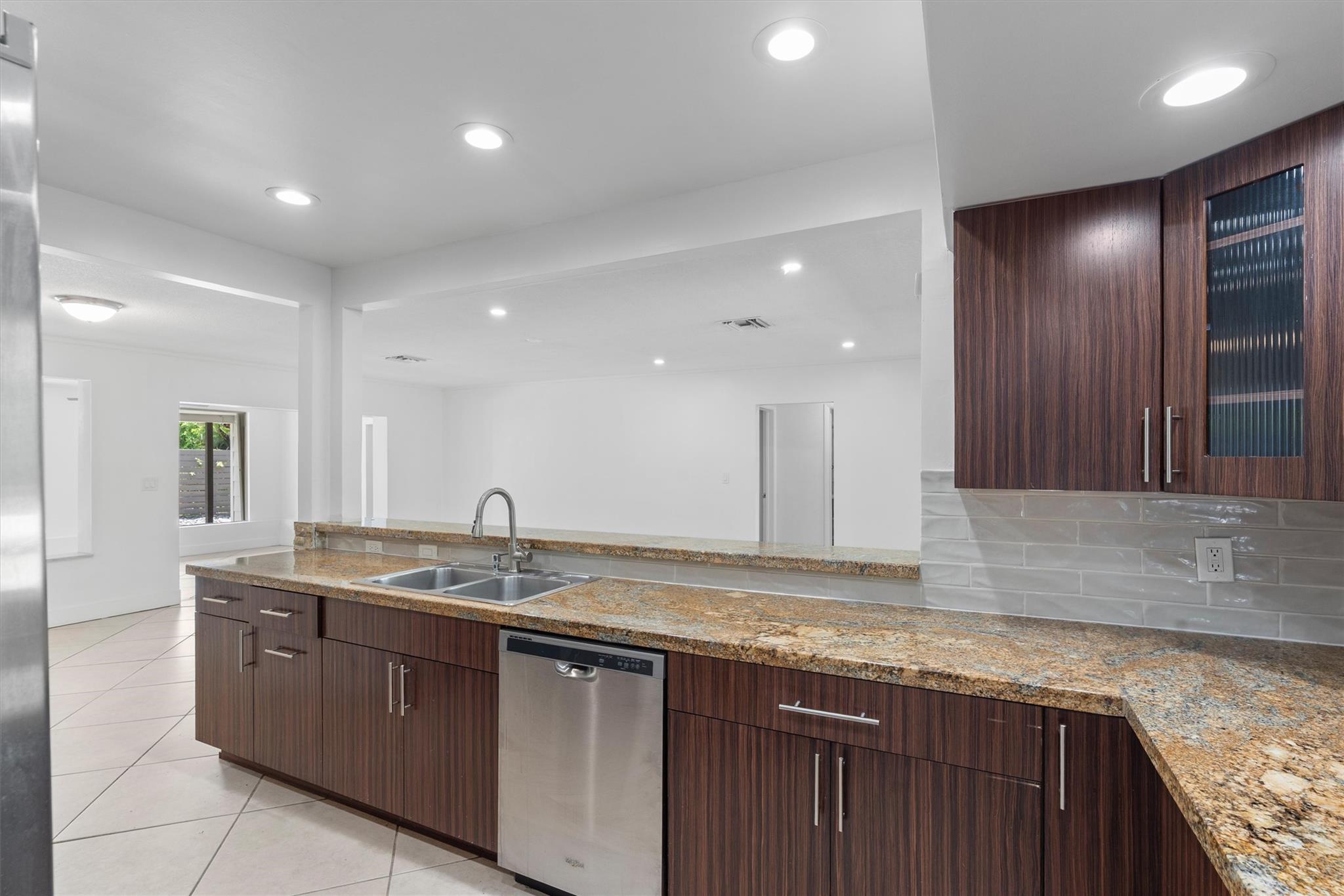 Coral Heights Sec 2 45-8 - Residential Lease