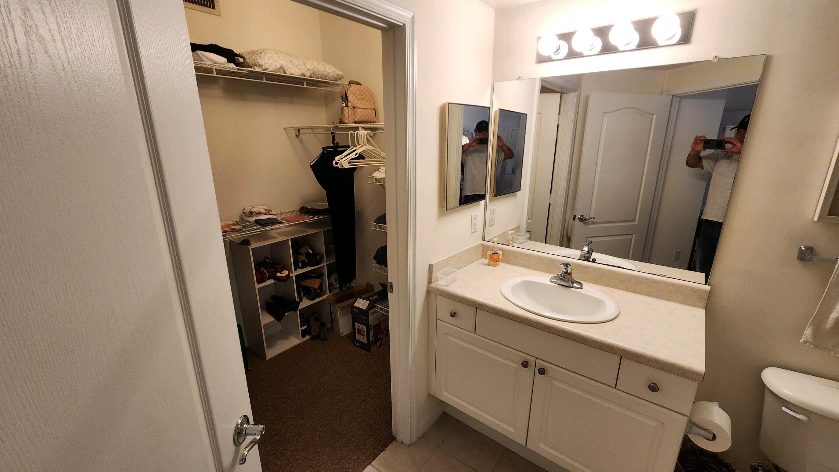 5090 Fairways Circle H202