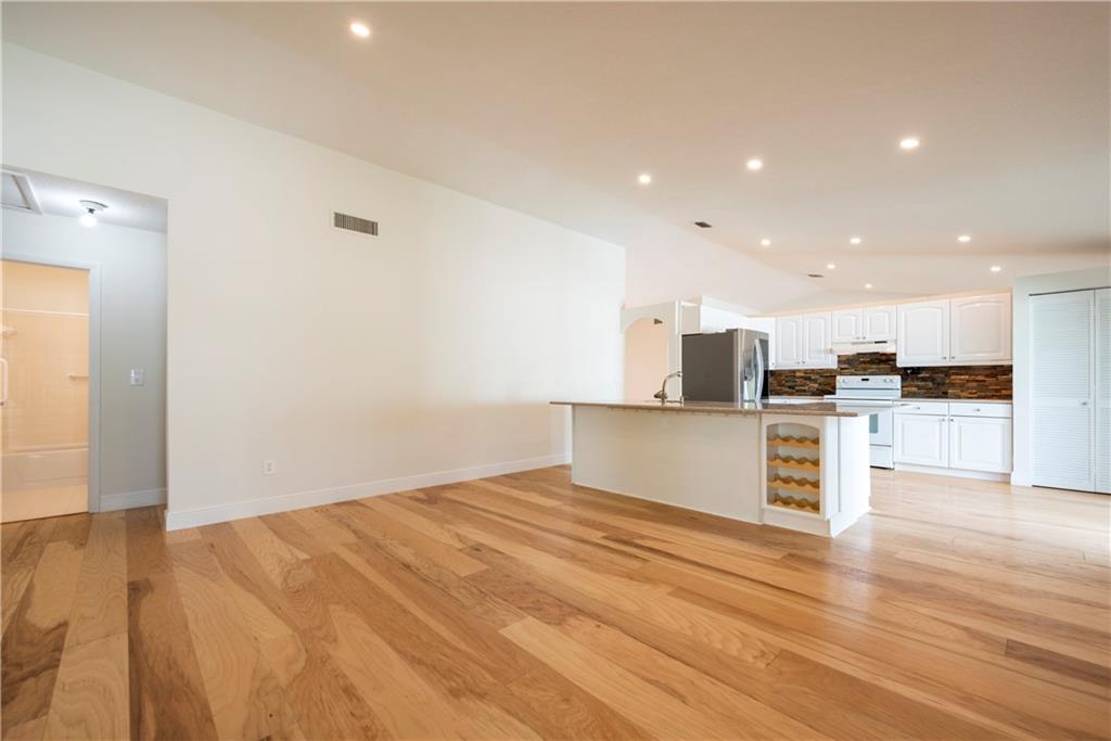 Jacaranda Prcl 608 123-15 - Residential Lease