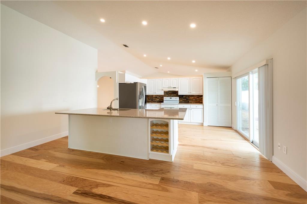 Jacaranda Prcl 608 123-15 - Residential Lease