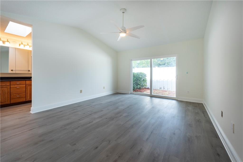 Jacaranda Prcl 608 123-15 - Residential Lease