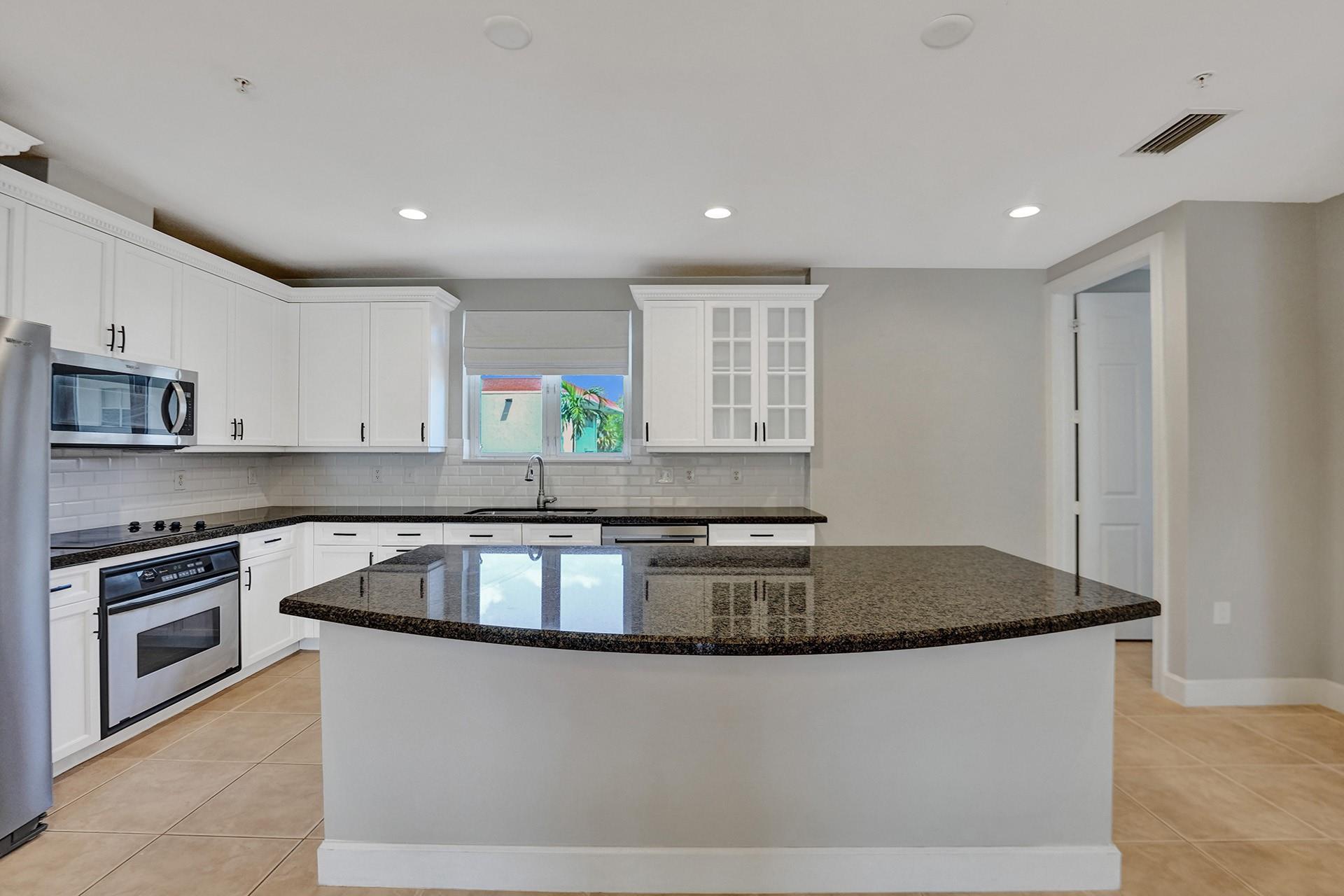 Soigne 76-10 B - Residential Lease