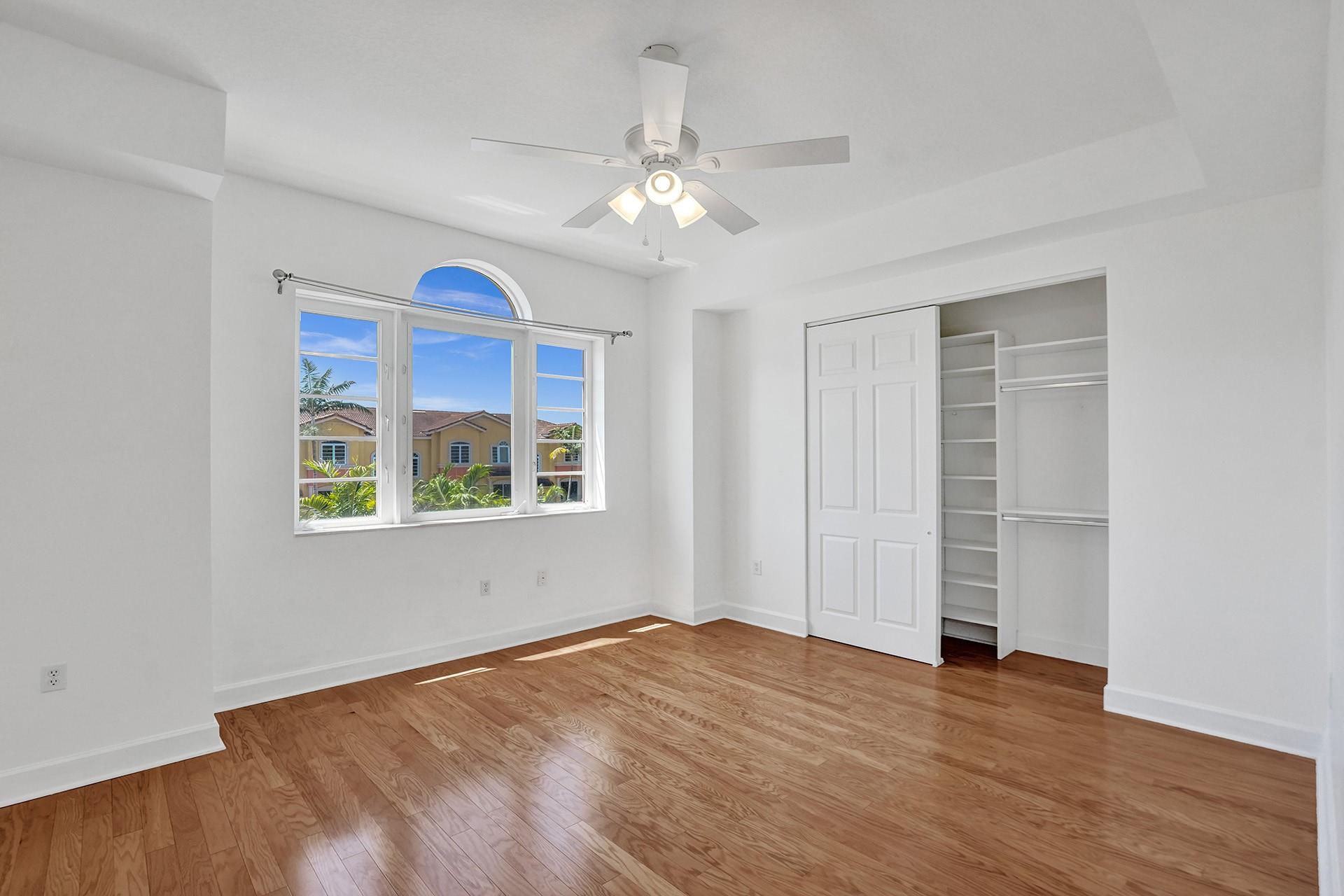Soigne 76-10 B - Residential Lease