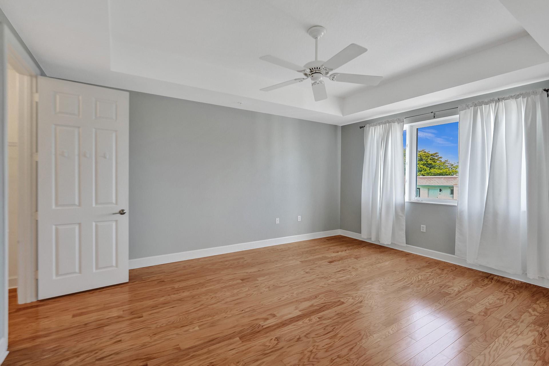 Soigne 76-10 B - Residential Lease