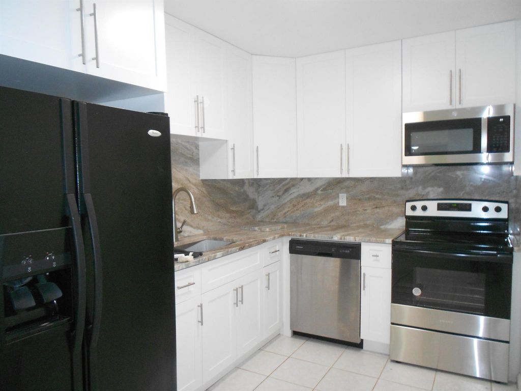 Photo of 10084 40th Drive S #282, Boynton Beach, FL 33436 (MLS # R11072453)